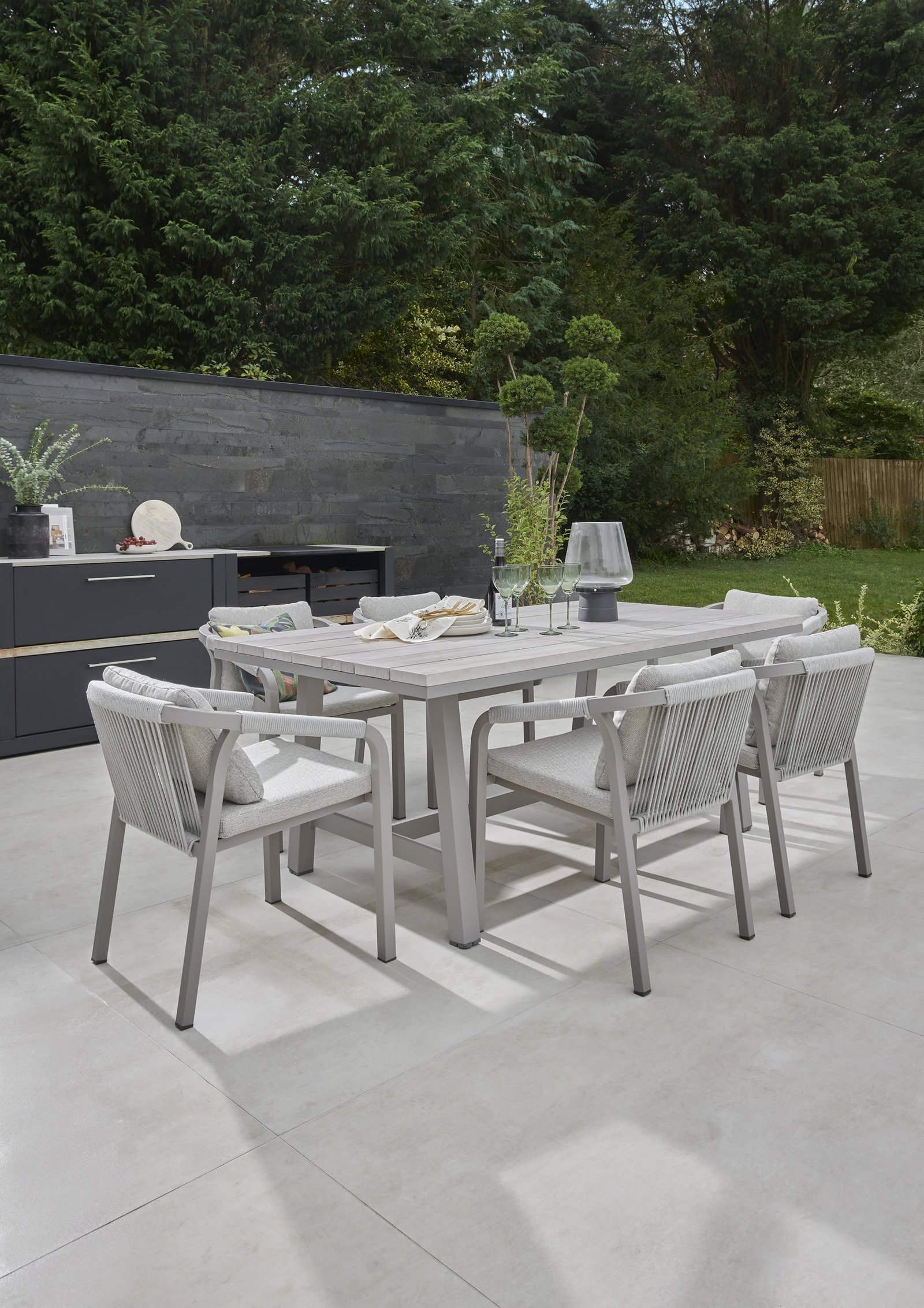 Como 6-Seat Dining Set